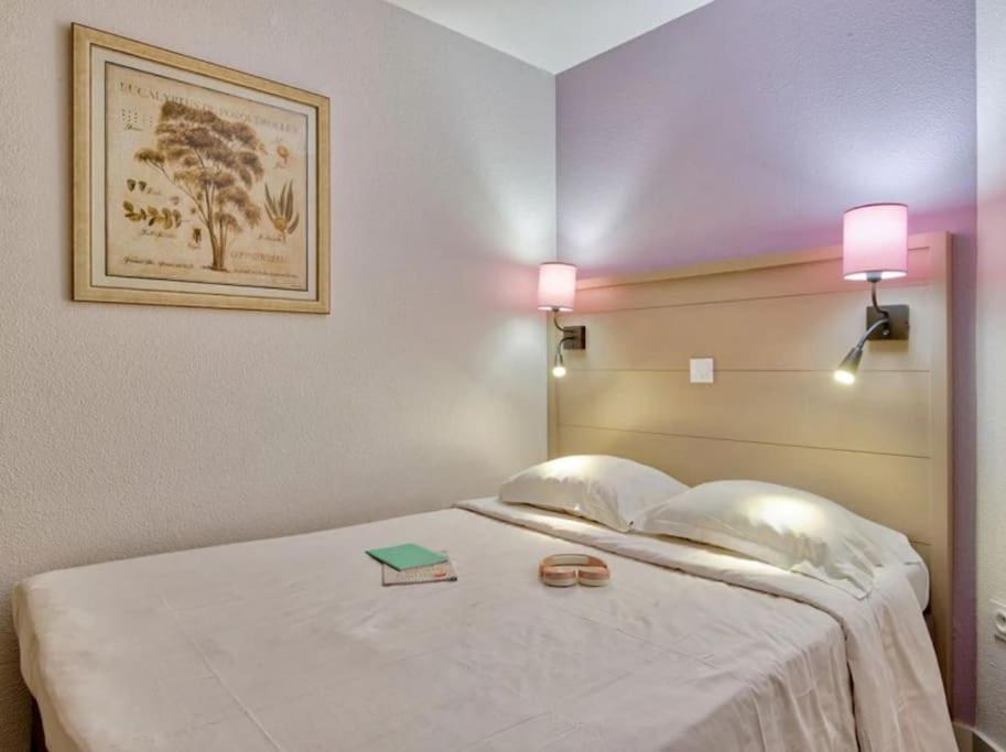 Superbe Appartement 50M De La Plage En Bord De Mer Hyères Esterno foto